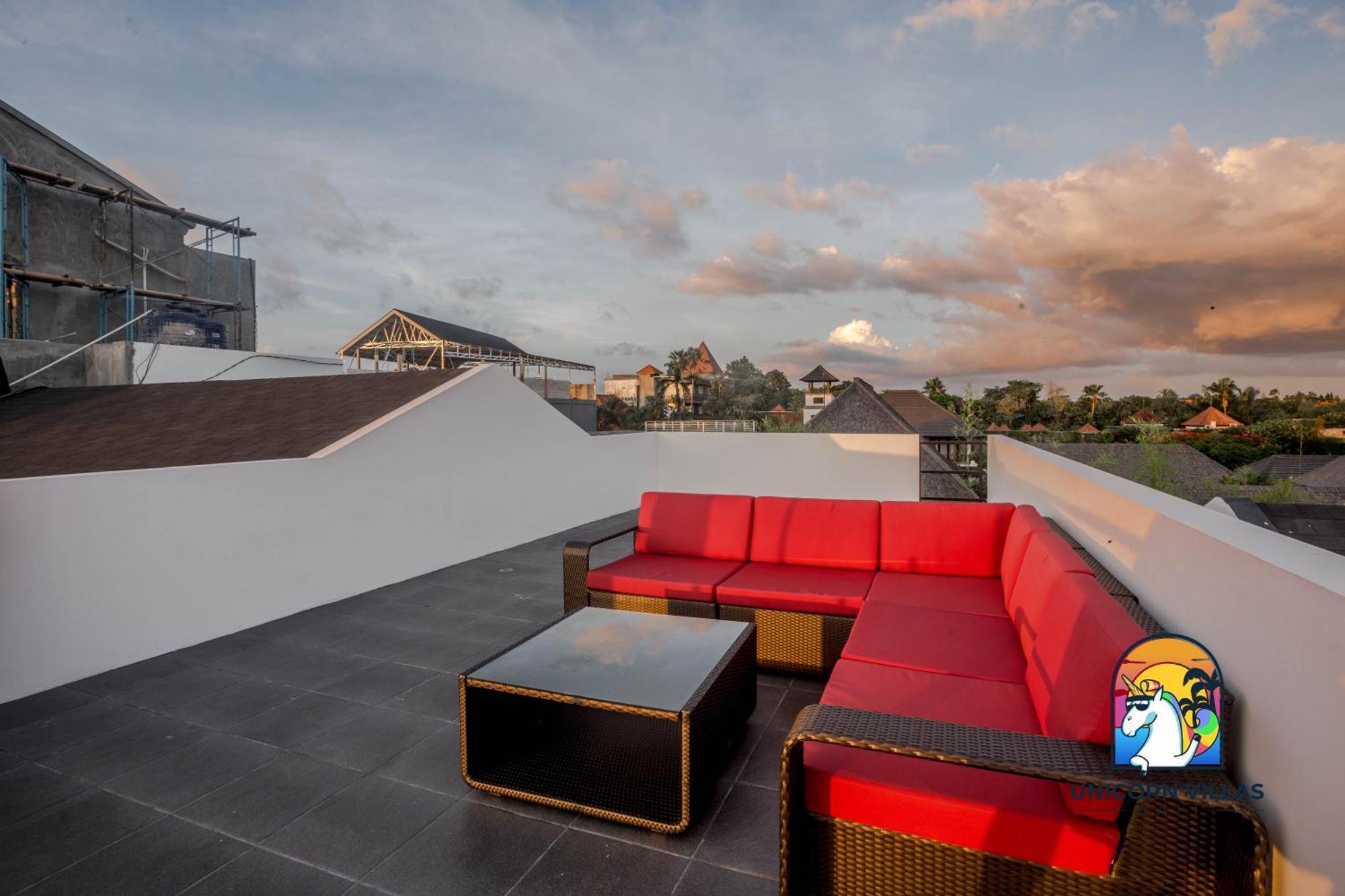 Villa Rufina - By Unicorn Villas Bali Canggu Buitenkant foto