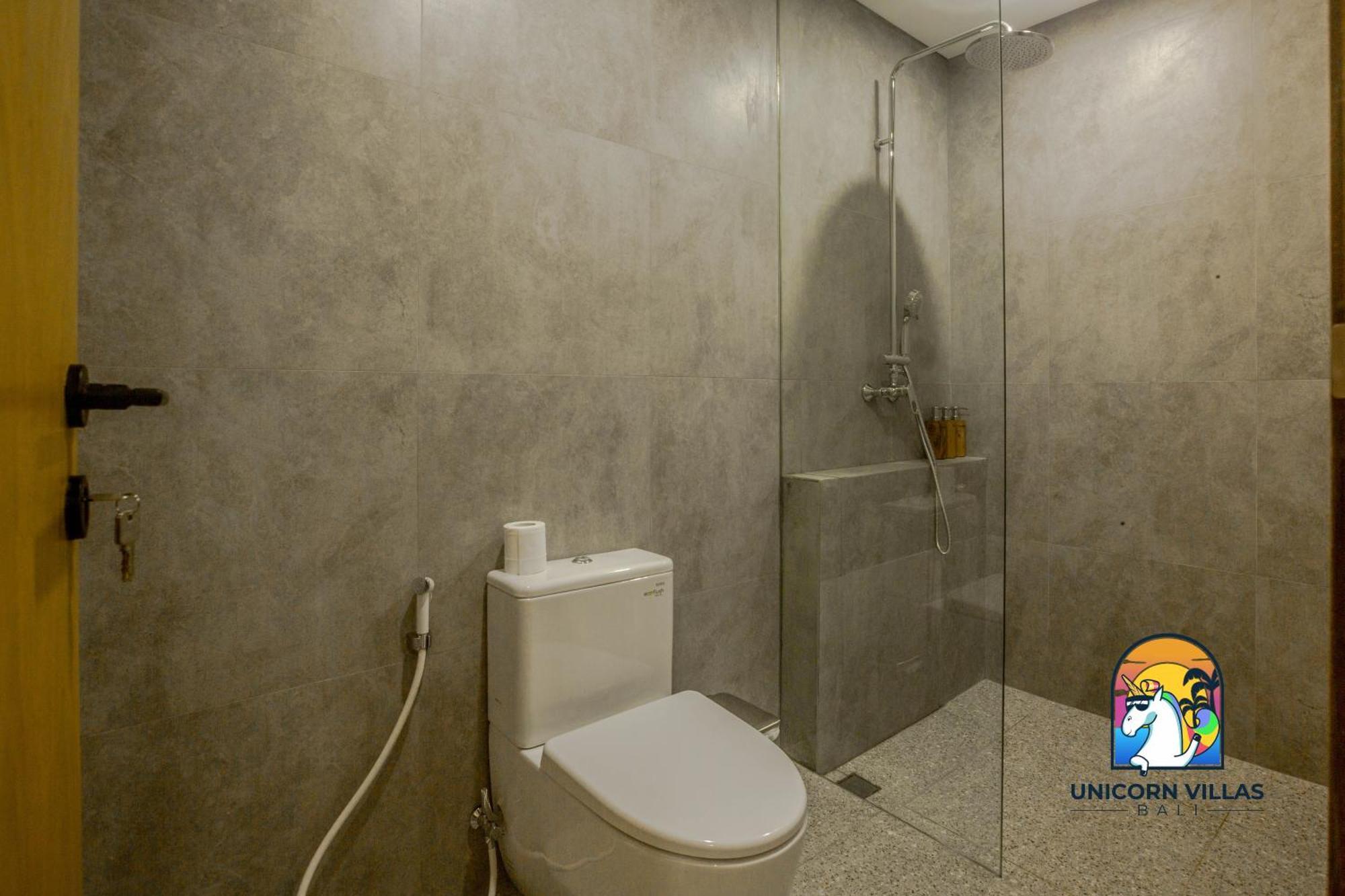 Villa Rufina - By Unicorn Villas Bali Canggu Buitenkant foto