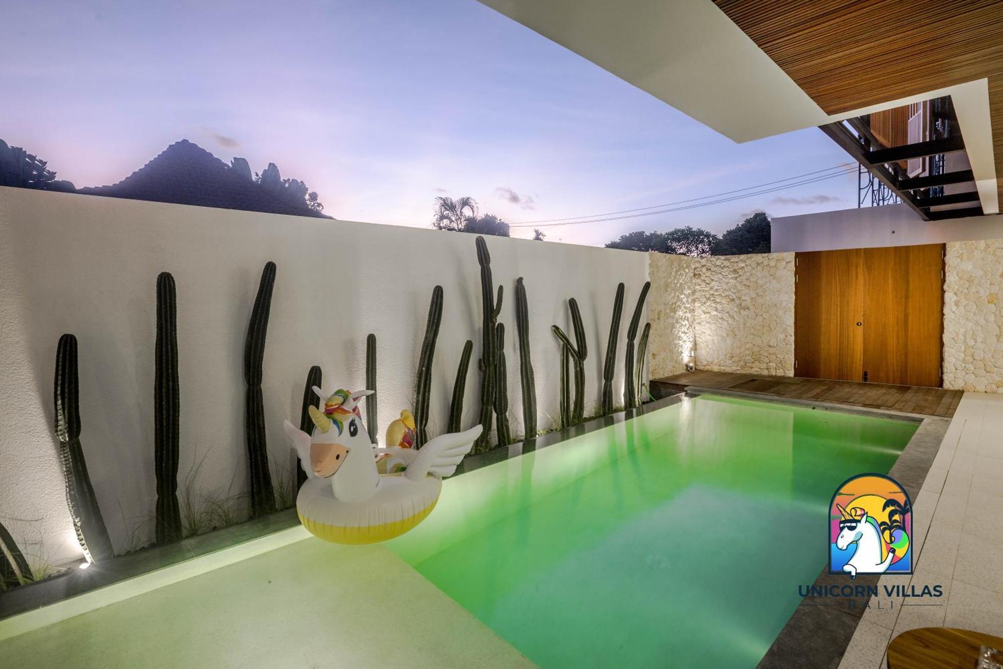 Villa Rufina - By Unicorn Villas Bali Canggu Buitenkant foto